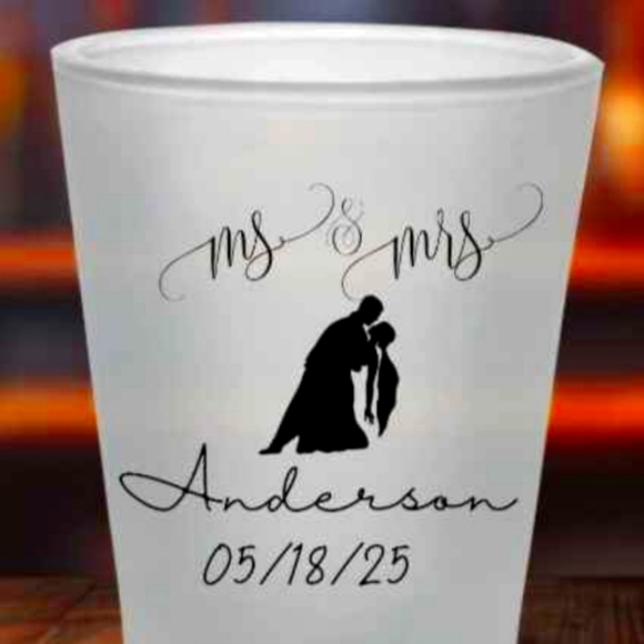 Frosted Shot Glasses 1.5 oz - Picture 4 of 5